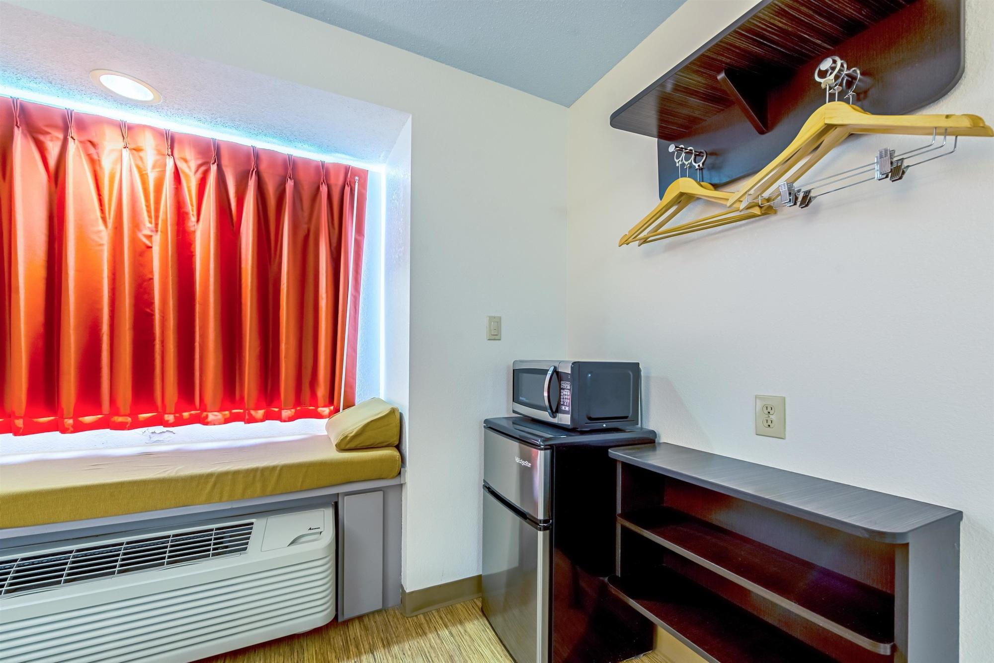Motel 6 Indianapolis Carmel מראה חיצוני תמונה